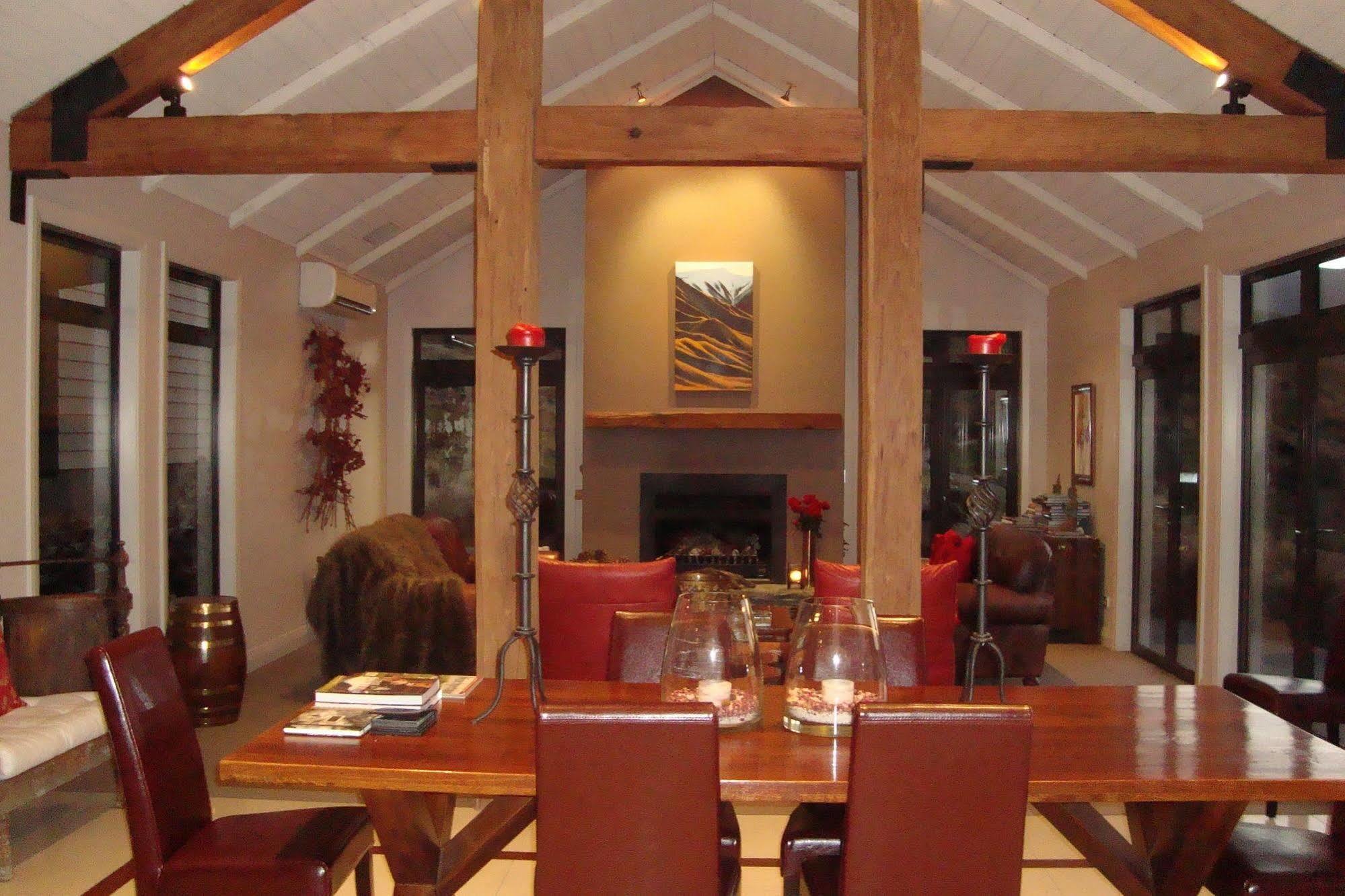 Mt Rosa Lodge Boutique Vineyard Accommodation Wanaka Extérieur photo